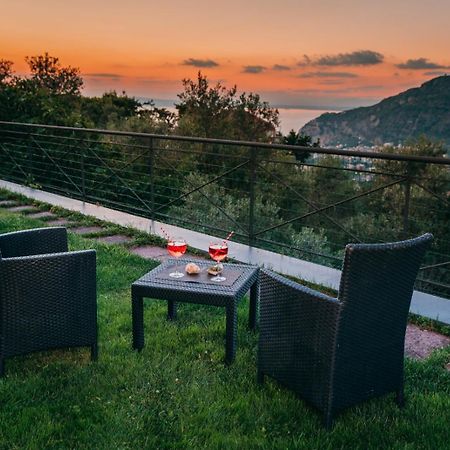 Villa Fanella, Independent House Between Sorrento & Amalfi П'яно-ді-Сорренто Екстер'єр фото