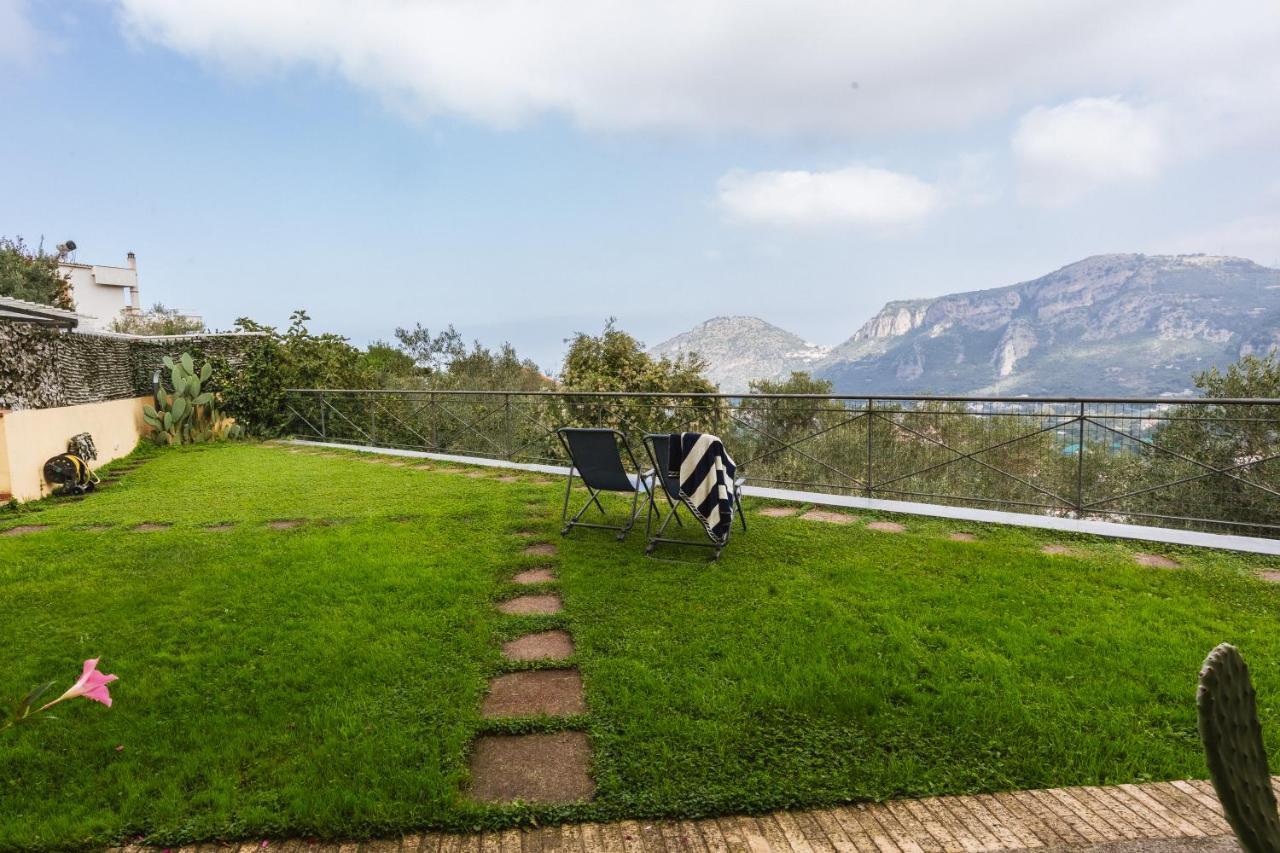 Villa Fanella, Independent House Between Sorrento & Amalfi П'яно-ді-Сорренто Екстер'єр фото
